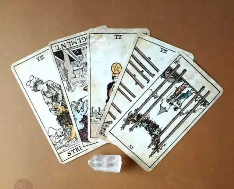CAN TAROT CONNECT WITH SPIRITS