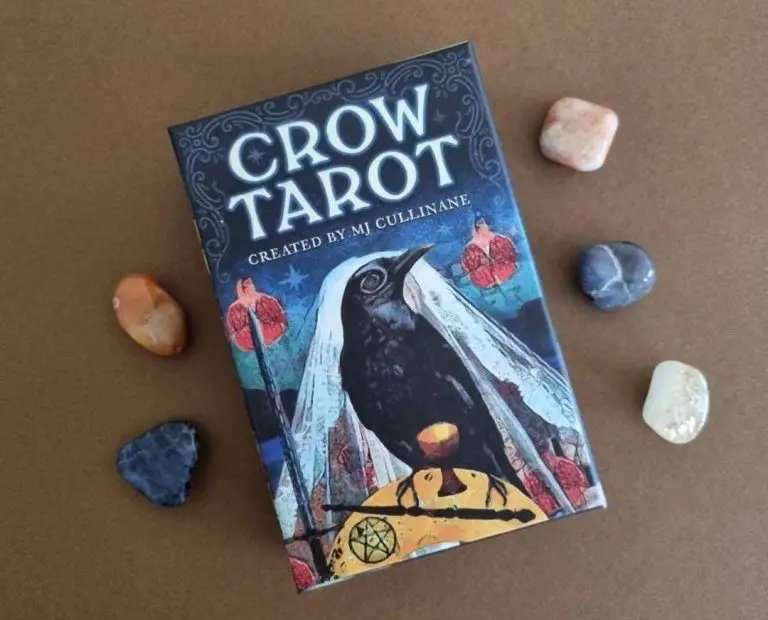 Crow Tarot Deck: Pros And Cons