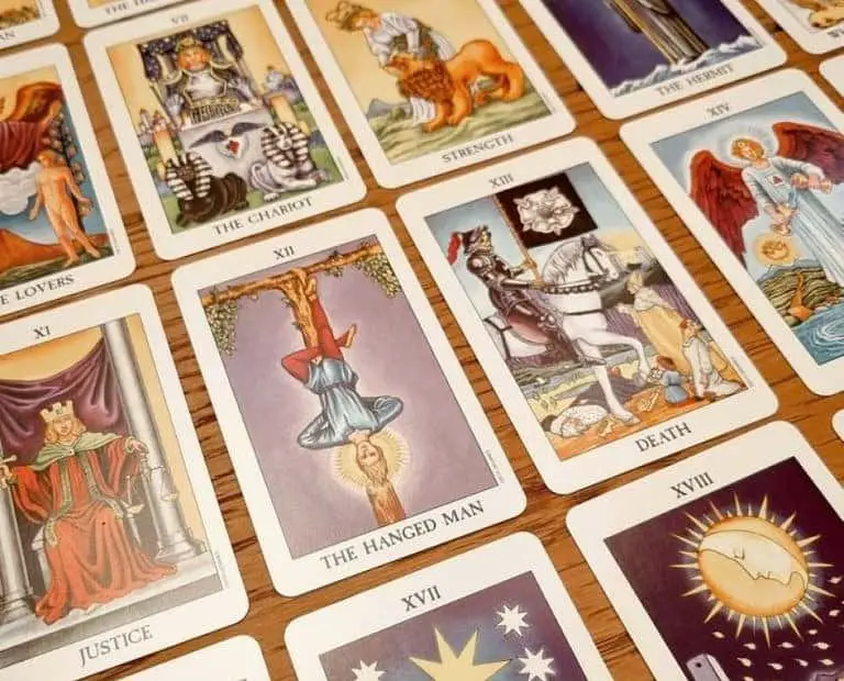 Tarot Readings With Major Arcana Cards: Pros And Cons