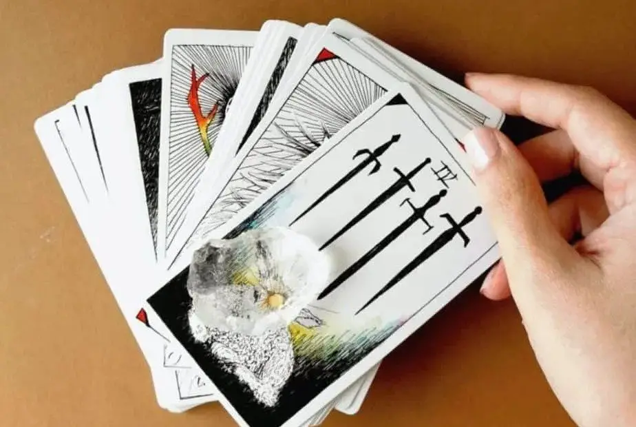 What Is Intuitive Tarot?